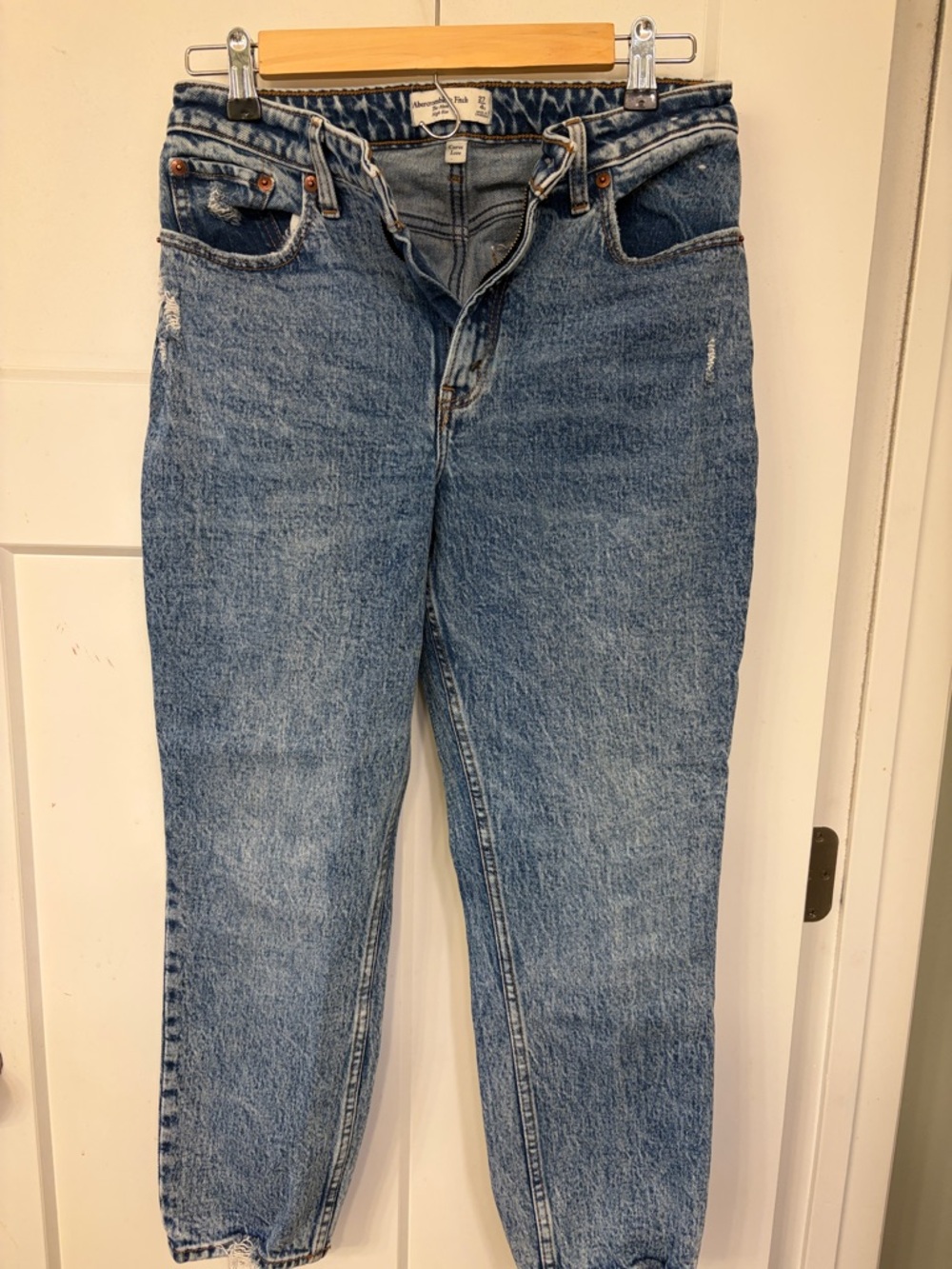 Classic High-Rise Blue Women's Jeans